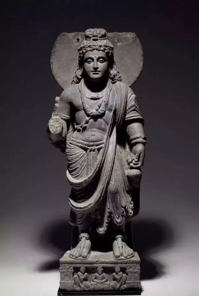 犍陀罗石雕佛像明 古铜饕餮纹提梁卣宋 古铜兽面蝉纹双耳壶明代铜掐丝