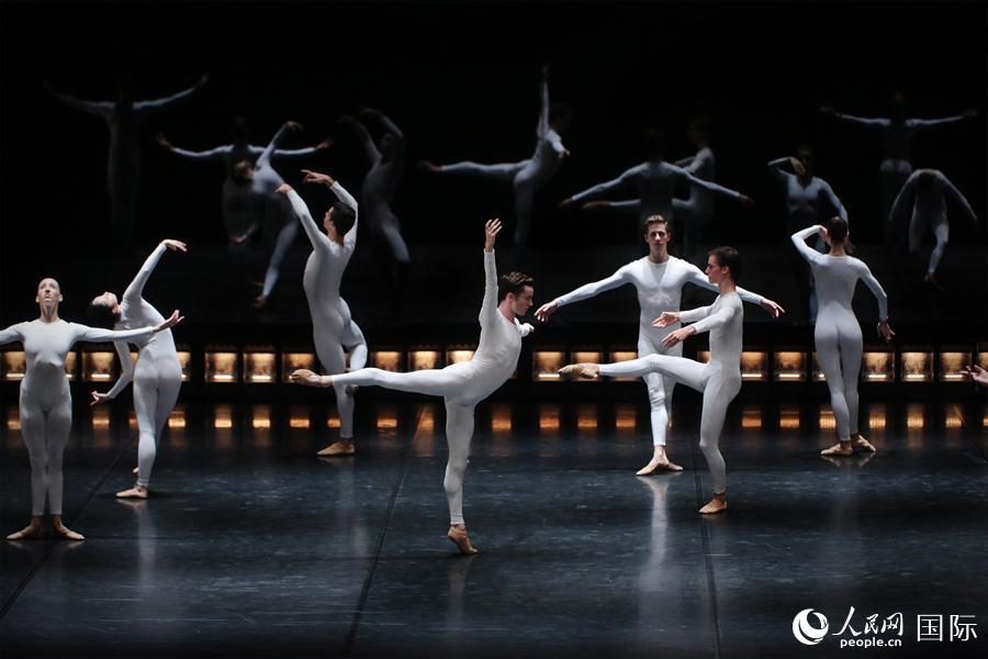 葡萄牙国家芭蕾舞团十五名舞者与不断变化的节奏举行中国首演