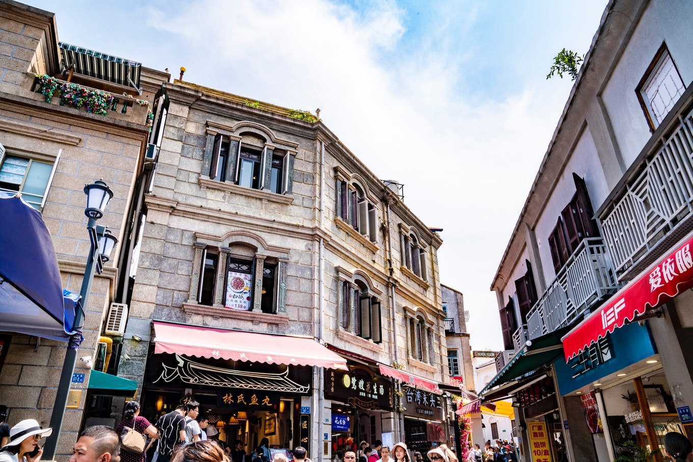 文艺鼓浪屿厦门旅游打卡必备教你如何避开人群拍美照