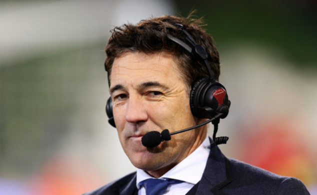 迪恩桑德斯新的手球规则有问题手该放哪儿