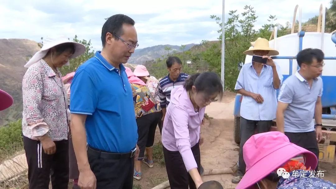 随着高温干旱气候的持续,牟定县部分地区人畜饮水困难问题时刻牵动着