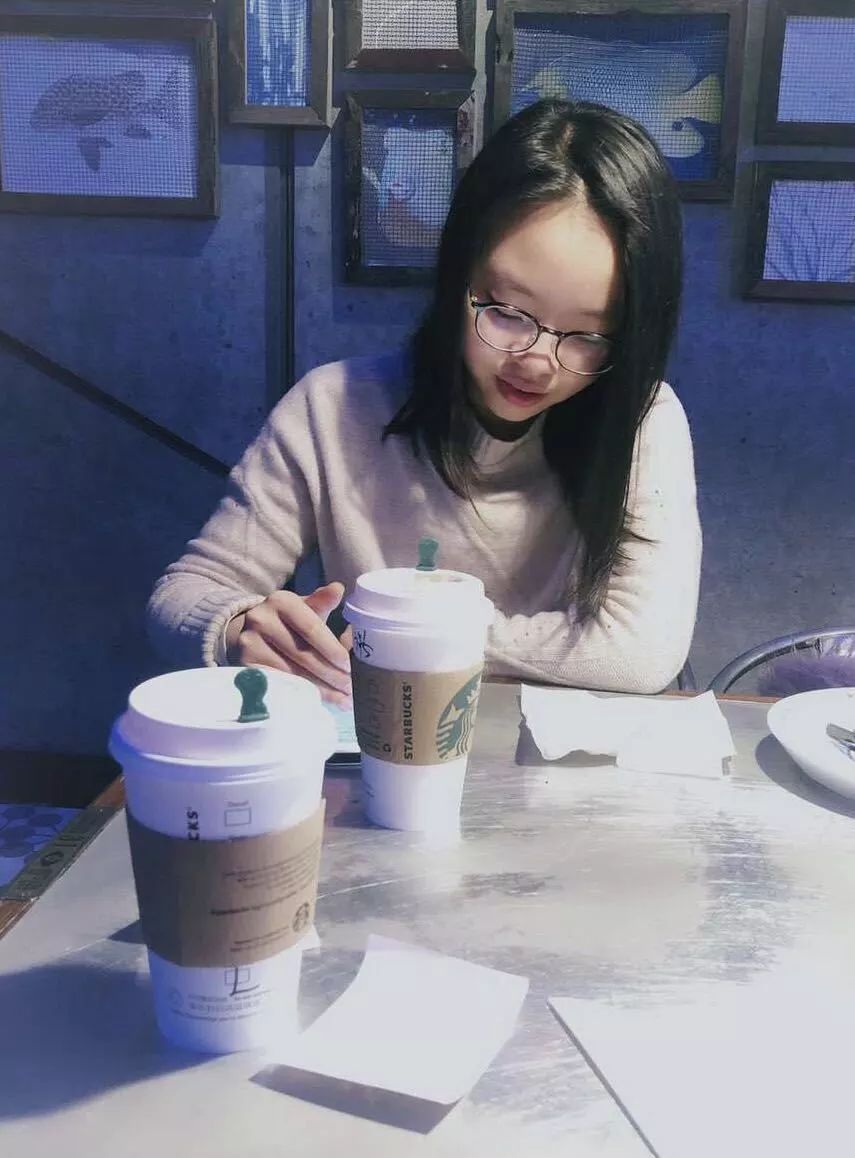 1标化成绩:sat1510/托福115国际高中:杭外(高二在读)姓名:刘伊诺