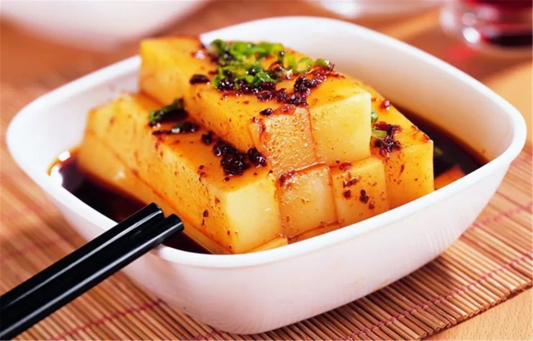 米豆腐渣辣粑鸡稀饭社饭七彩姊妹饭凯里市融媒体中心记者:吴映璇 蒋武