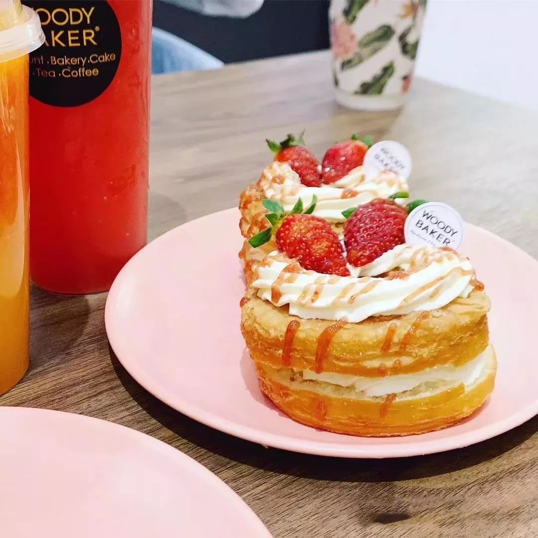 woodybaker引爆纽约城排队3小时也要吃的羊角甜甜圈现已空降南宁万象