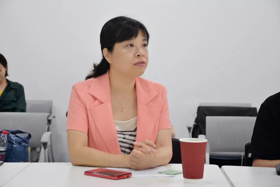 同讲"第一讲,《我国媒体融合的困境与突围》主题学术沙龙举行_张寅