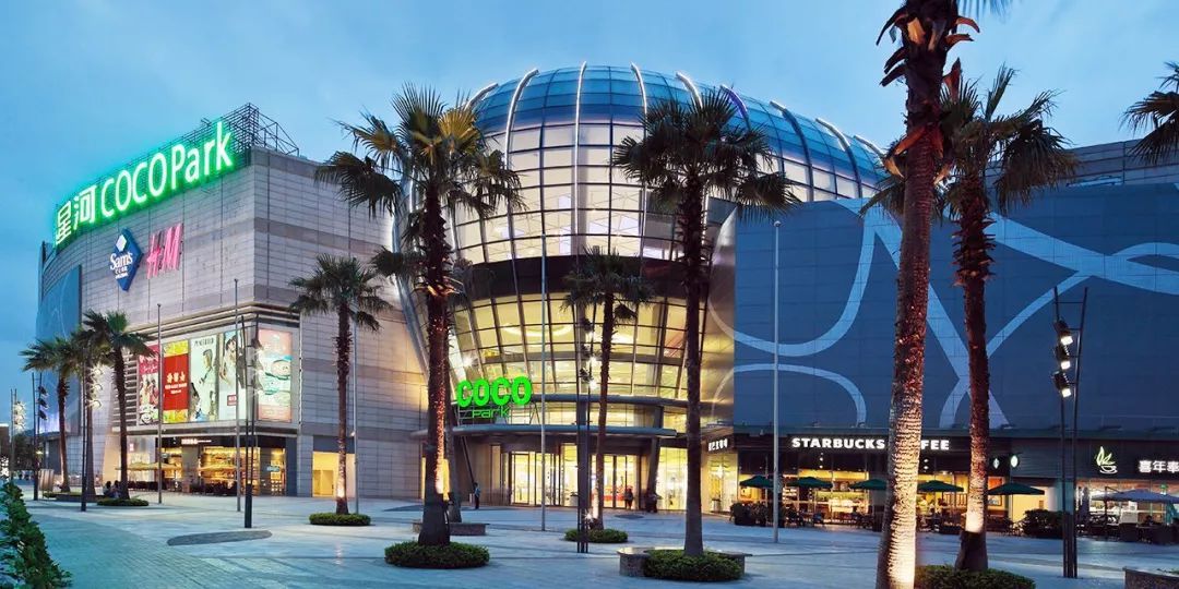 仁恒公园世纪地处龙岗大运新城核心,坐享超30万㎡商业规划,在家门口就