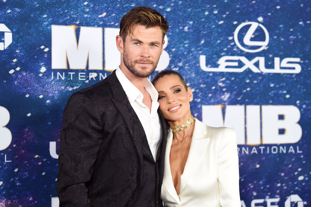 锤哥携妻子亮相红毯雷神索尔11年的感情堪称好莱坞模范夫妻