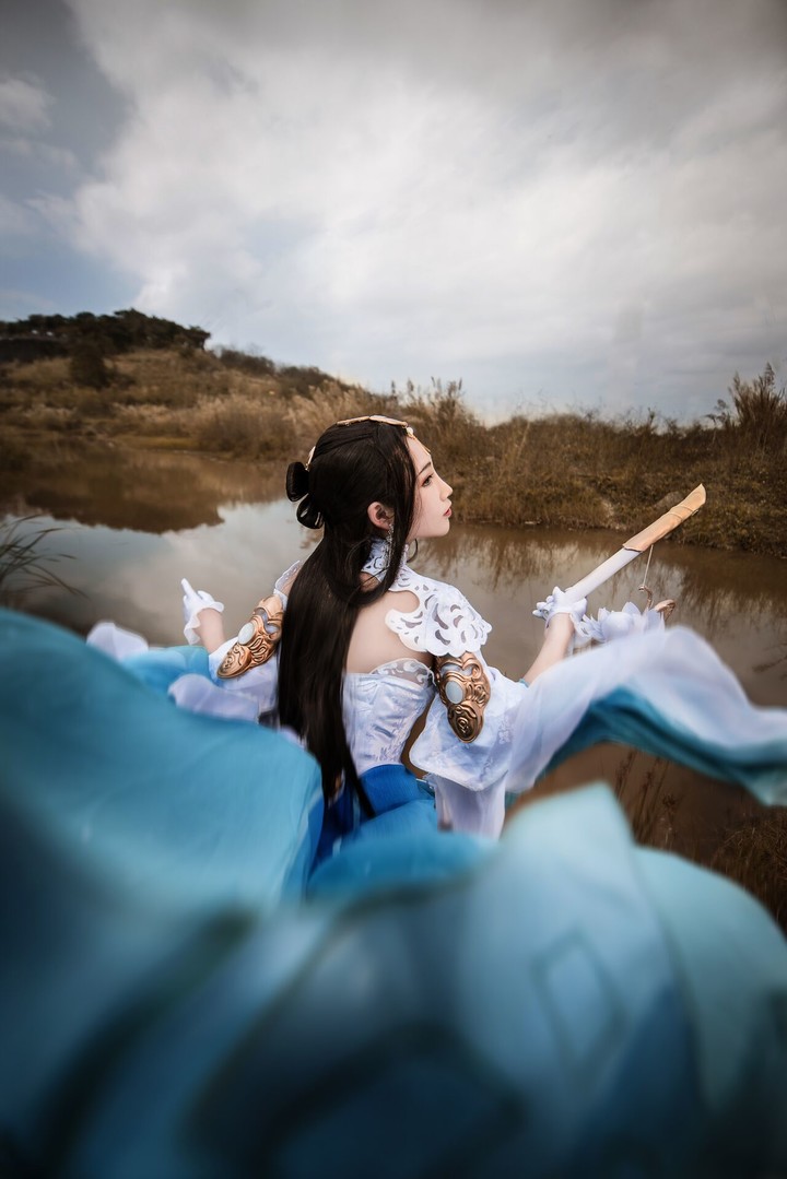 角色:雲夢coser:七尾狐