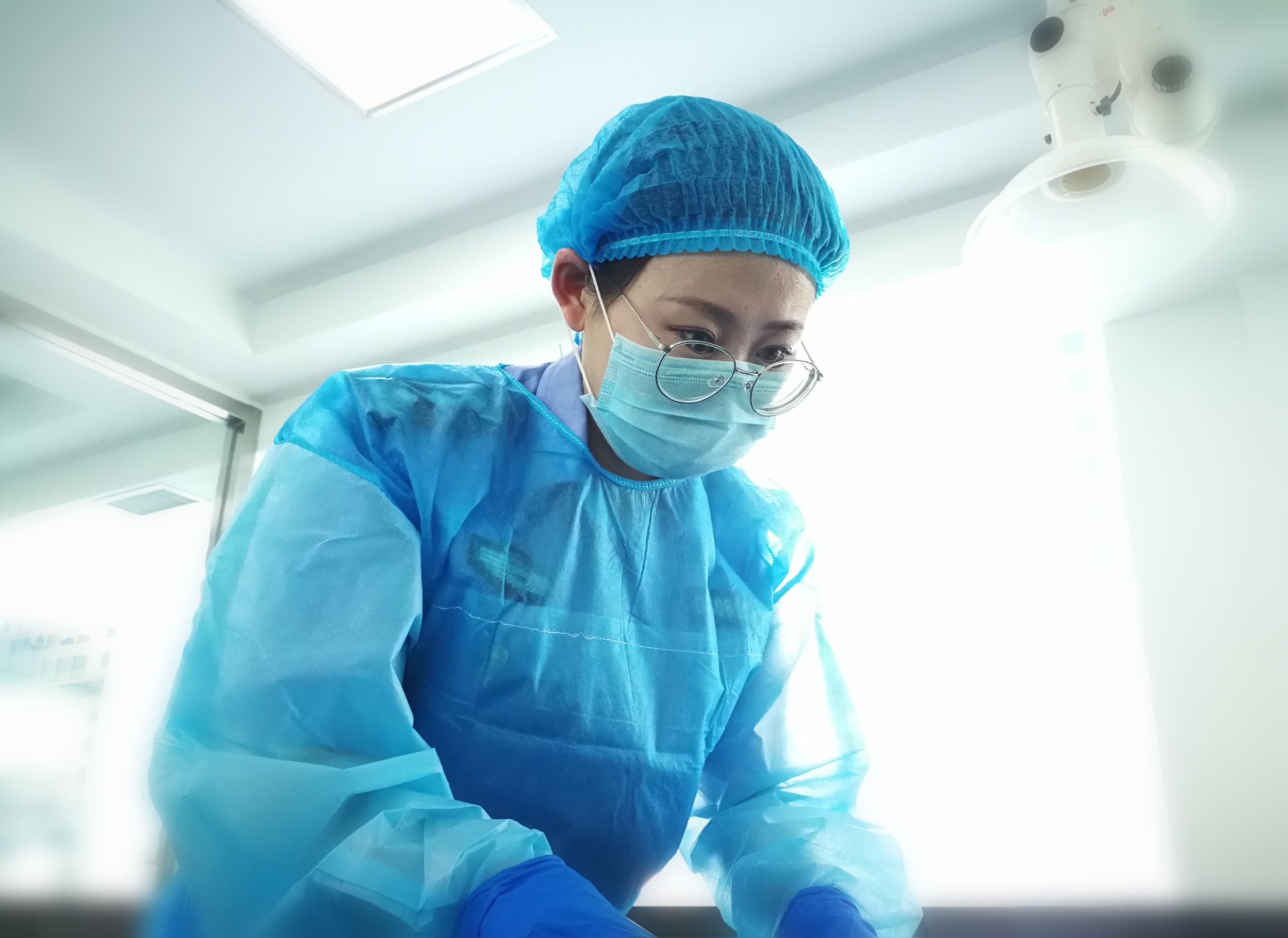 90后美女法医代佳佳为生者权替死者言