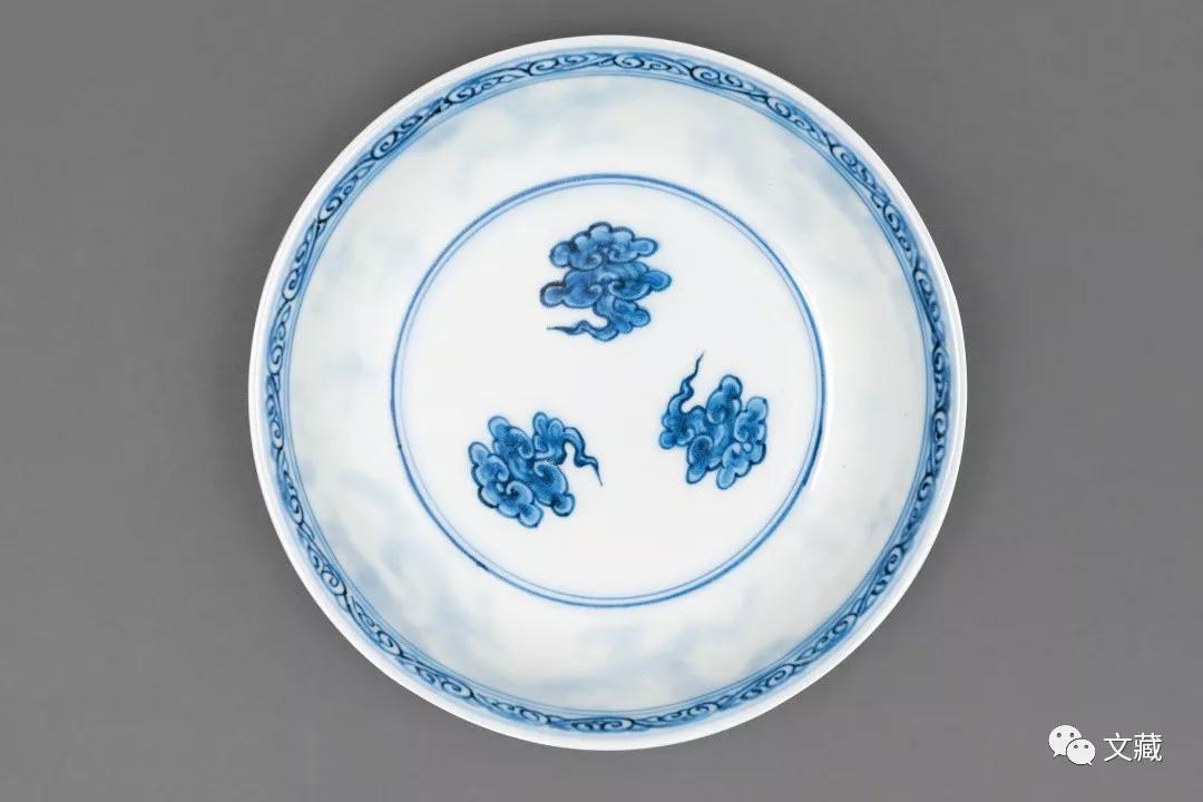 明正德 青花云龙纹盘 故宫博物院藏