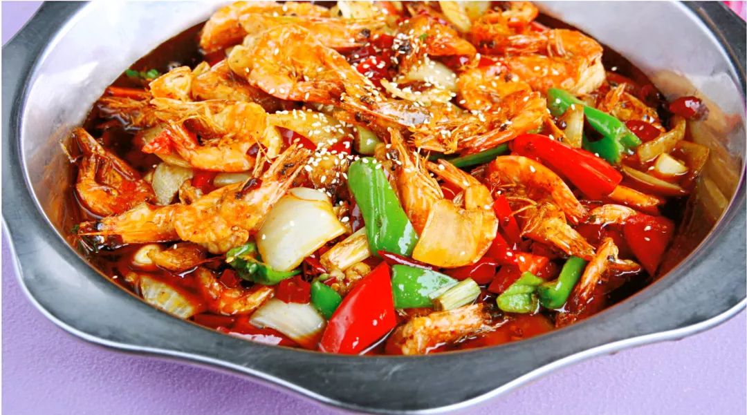 可直接治愈你的选择困难症点菜方式与火锅不同突出的特点就是吃干锅不