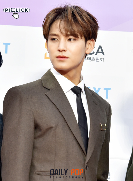 seventeen珉奎,让人想要和他交往的"男友照匠人"