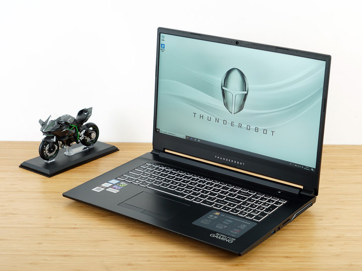 i79750h搭gtx1660ti雷神911plus173寸大屏游戏本评测