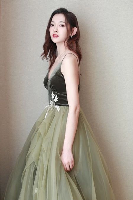 小夜曲亮相电视节实力小花王子甲孙珍妮未来可期