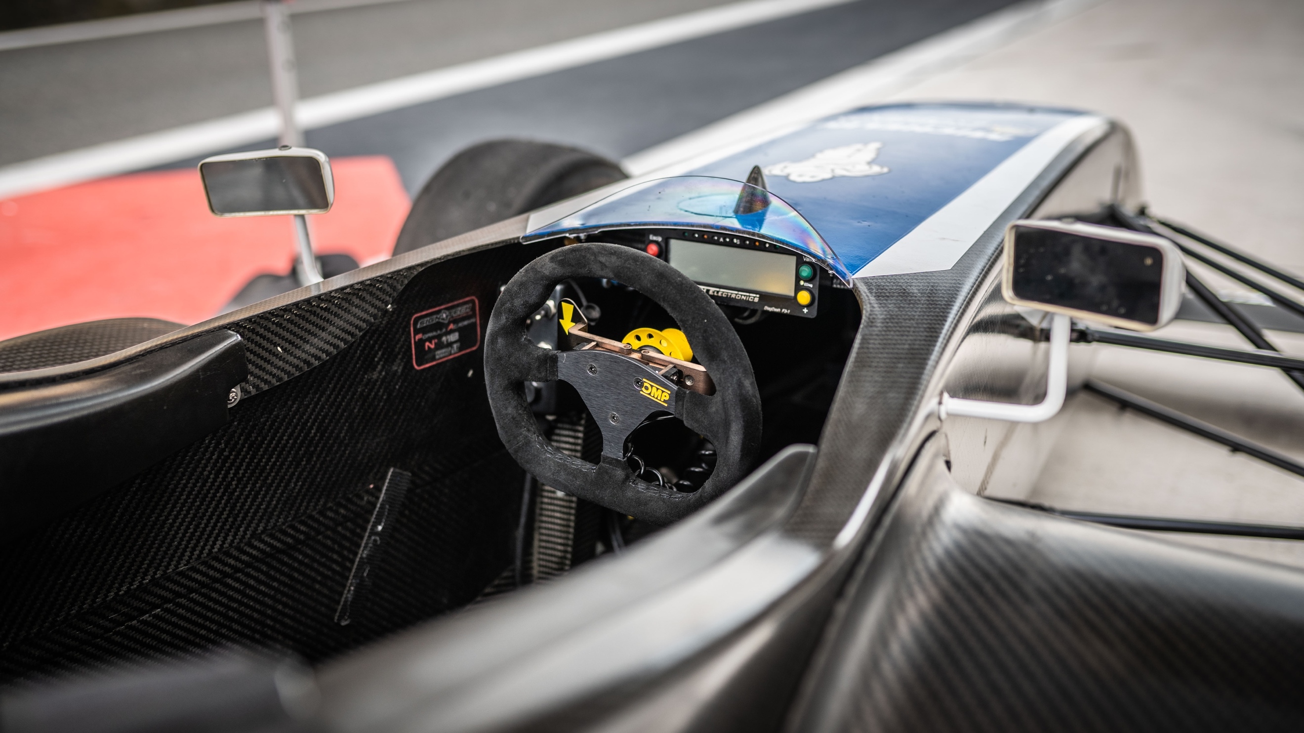 开方程式赛车是种怎样的体验?