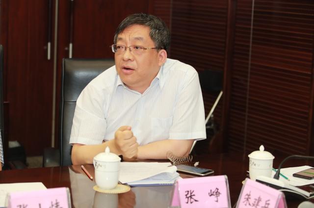 北京律协监事长王志强,副会长王清友,张小炜,张峥,副会长,市政协委员