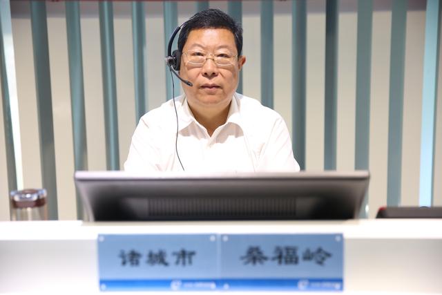 诸城市委书记桑福岭用心用情用力解决好群众的每一件烦心事