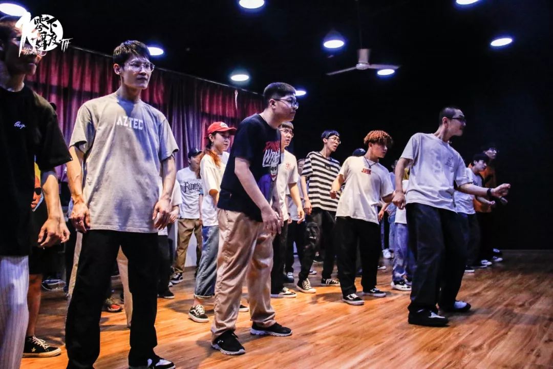 准备好迎接自己和popping j老师的花式同框了吗各位