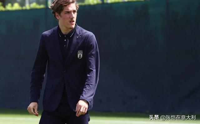 意大利黄金一代少年男模,15年最强直逼托蒂内斯塔时代_博洛尼亚