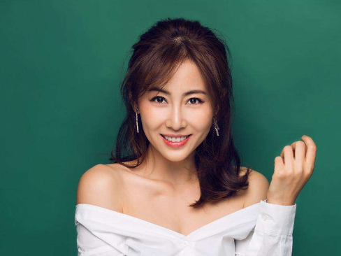 她成名于丑女无敌还是靳东的同学今在真朋友逆袭走红