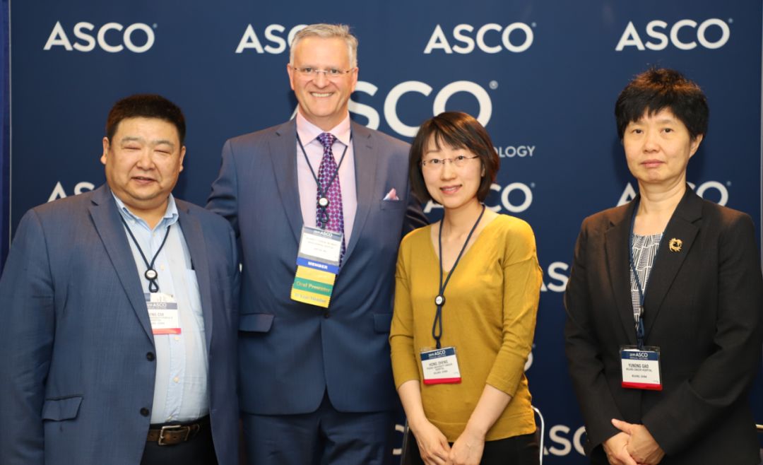 左起:崔恒教授,richard penson,郑虹教授,高雨农教授编者按:2019年5月