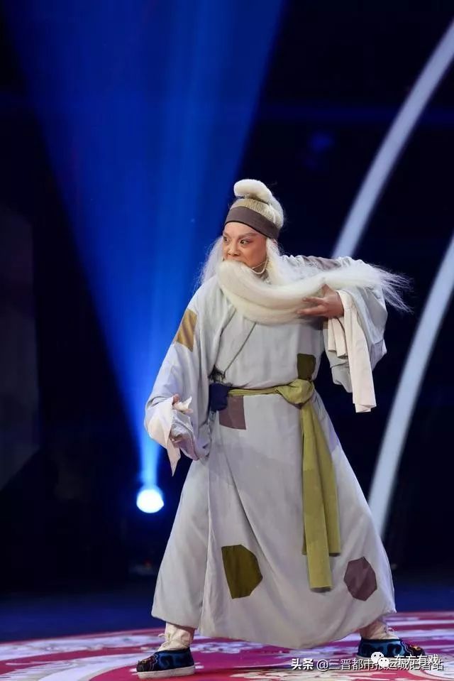 四五天前,在晋风蒲剧网看到张雨在《走进大戏台》青年演员擂台赛夺冠
