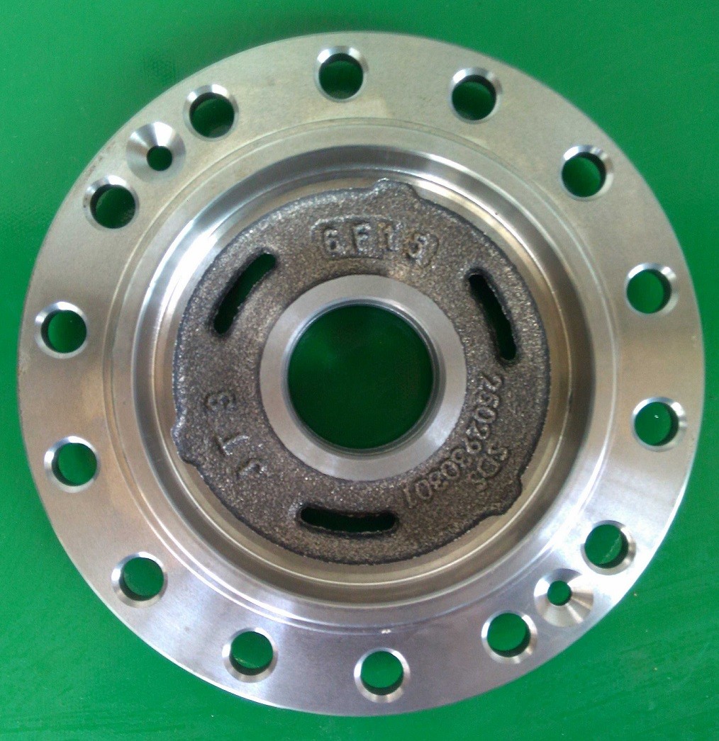 最新法兰加工机床上下料机器人机械手厂家报价分析