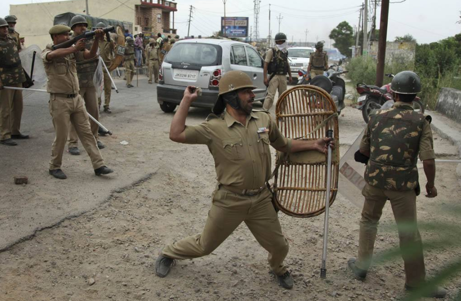 印度军警再遭袭击,5人已经遇难,军方扬言报复,矛头直指巴铁