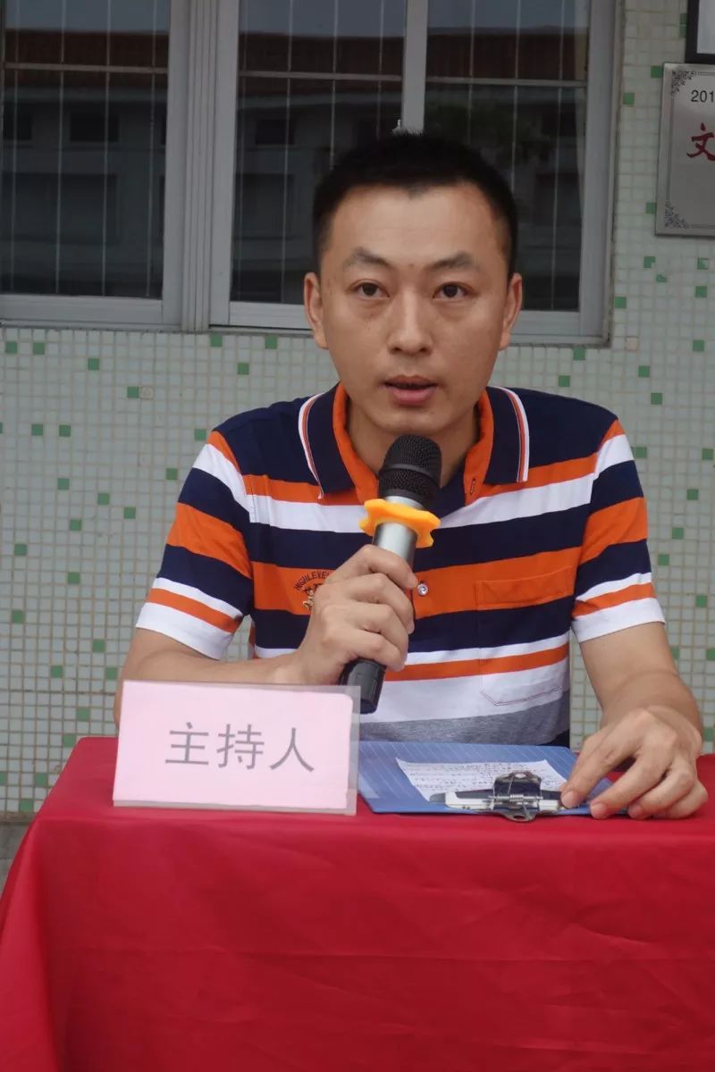 撰稿人:普宁市占陇中学陈晓奋据悉,占陇中学极其重视开展"禁毒教育"