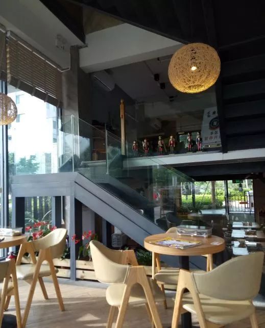 偶尔你也需要有个美好下午茶放松一下身心一起走进天与地茶餐厅派加茶