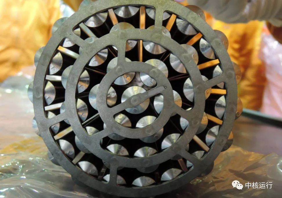 铀235的传奇之旅