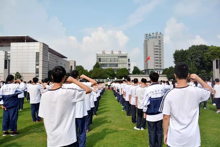 原中央電視臺著名主持人白燕升走進高風作講座▲201