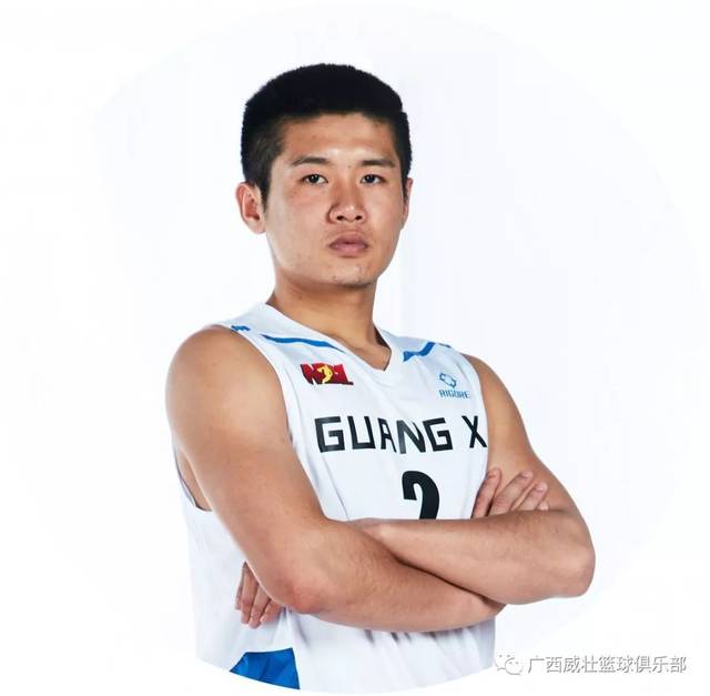 林明毅位置:后卫身高:176cm 体重:68kg出生日期:1996年3月27日来自