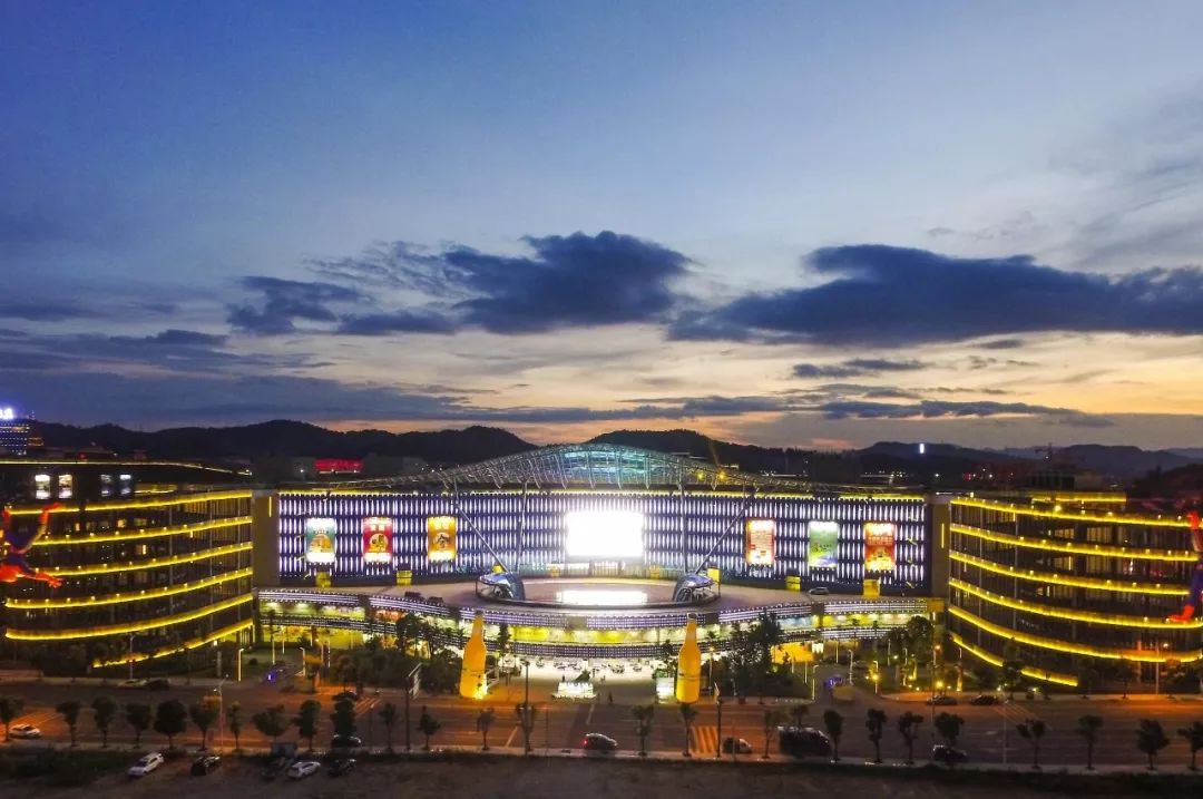 城文化旅游活动三大类20项活动由观山湖区融媒体中心创新设计的"打卡