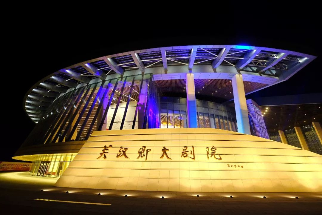 2019年的"打开艺术之门"是保定关汉卿大剧院首届艺术节,具有里程碑式