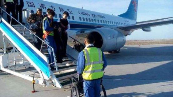 原来这些东西都不能携带登机_托运