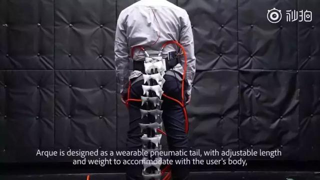 日本发布可穿戴式机械尾部装置,人类阔别已久的尾巴又"回来了"
