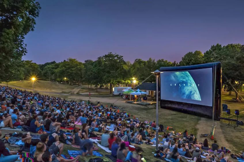 最全攻略!2019年多伦多夏季免费露天电影哪里看?100多部电影等你来~-