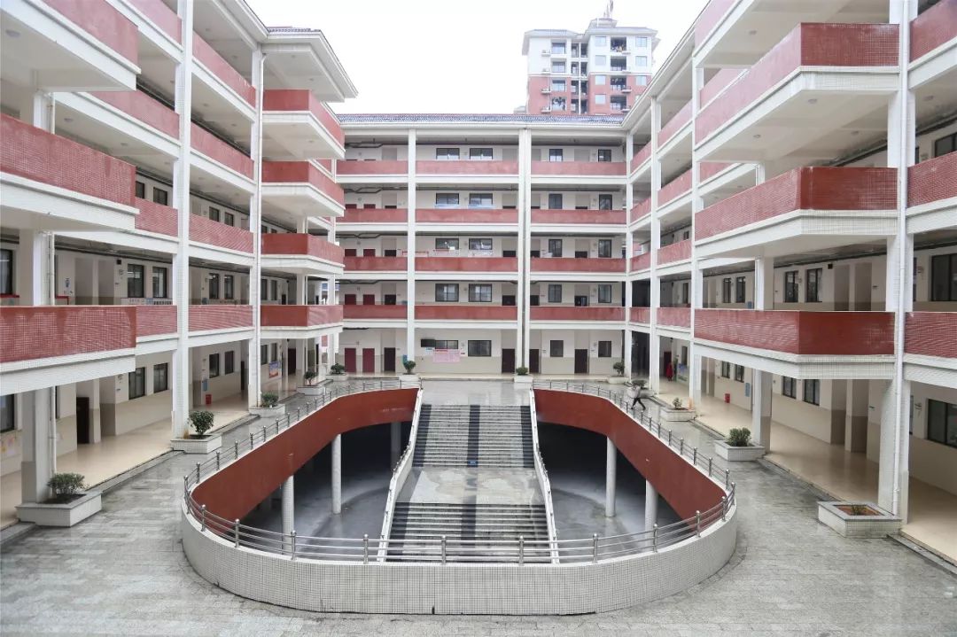 招生高品质现代化五雅中学招生啦