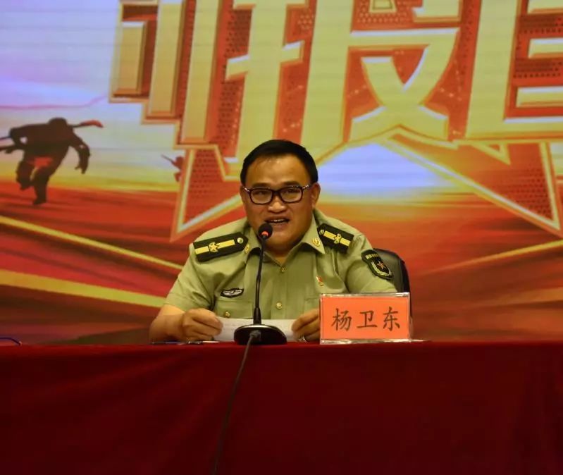 学校人民武装部举办2019年应征入伍知识讲座_李卫国