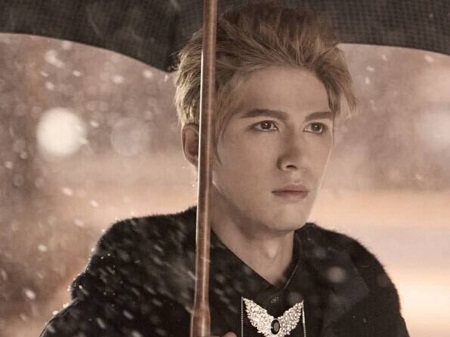 小时代里的周崇光身患胃癌吐血胃癌症状还有哪些