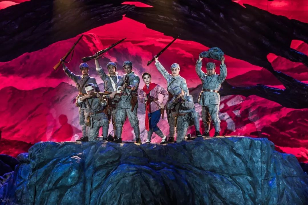 明日演出龙口市吕剧团又一巅峰力作大型现代吕剧突围再现胶东小延安