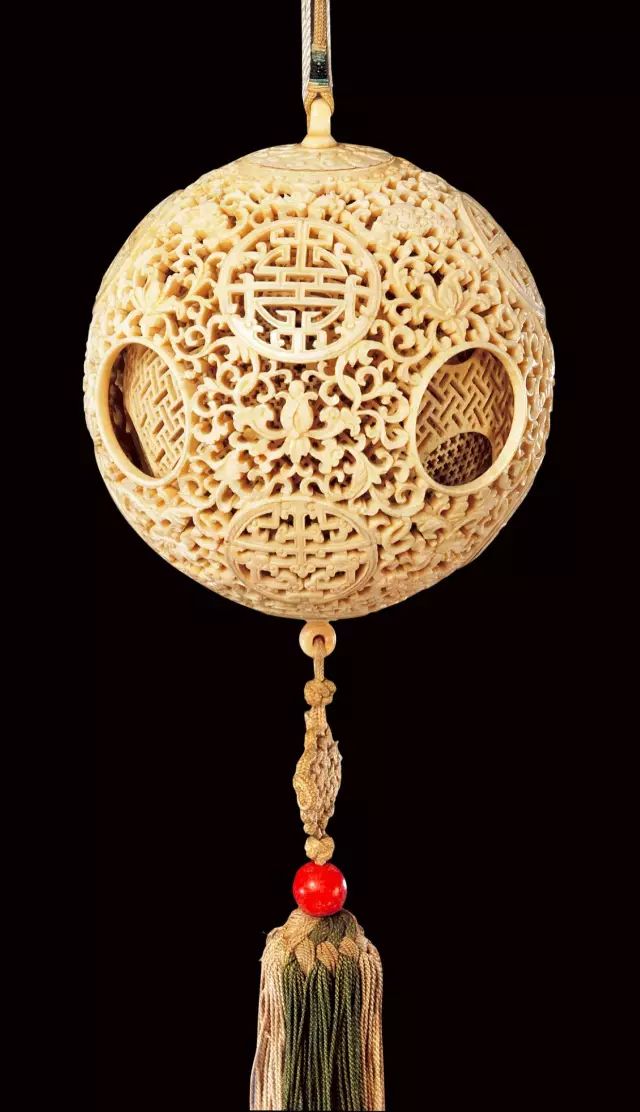 这个文玩我就看看,反正也买不起._象牙