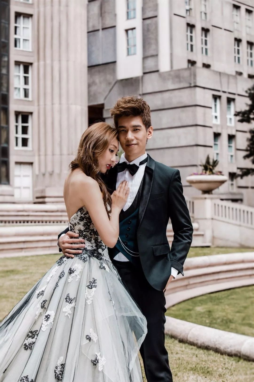 香港乐坛的沧海遗珠高山低谷才是人生模样