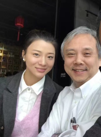 香港导演陈嘉上娶小30岁嫩妻 女方疑怀有身孕