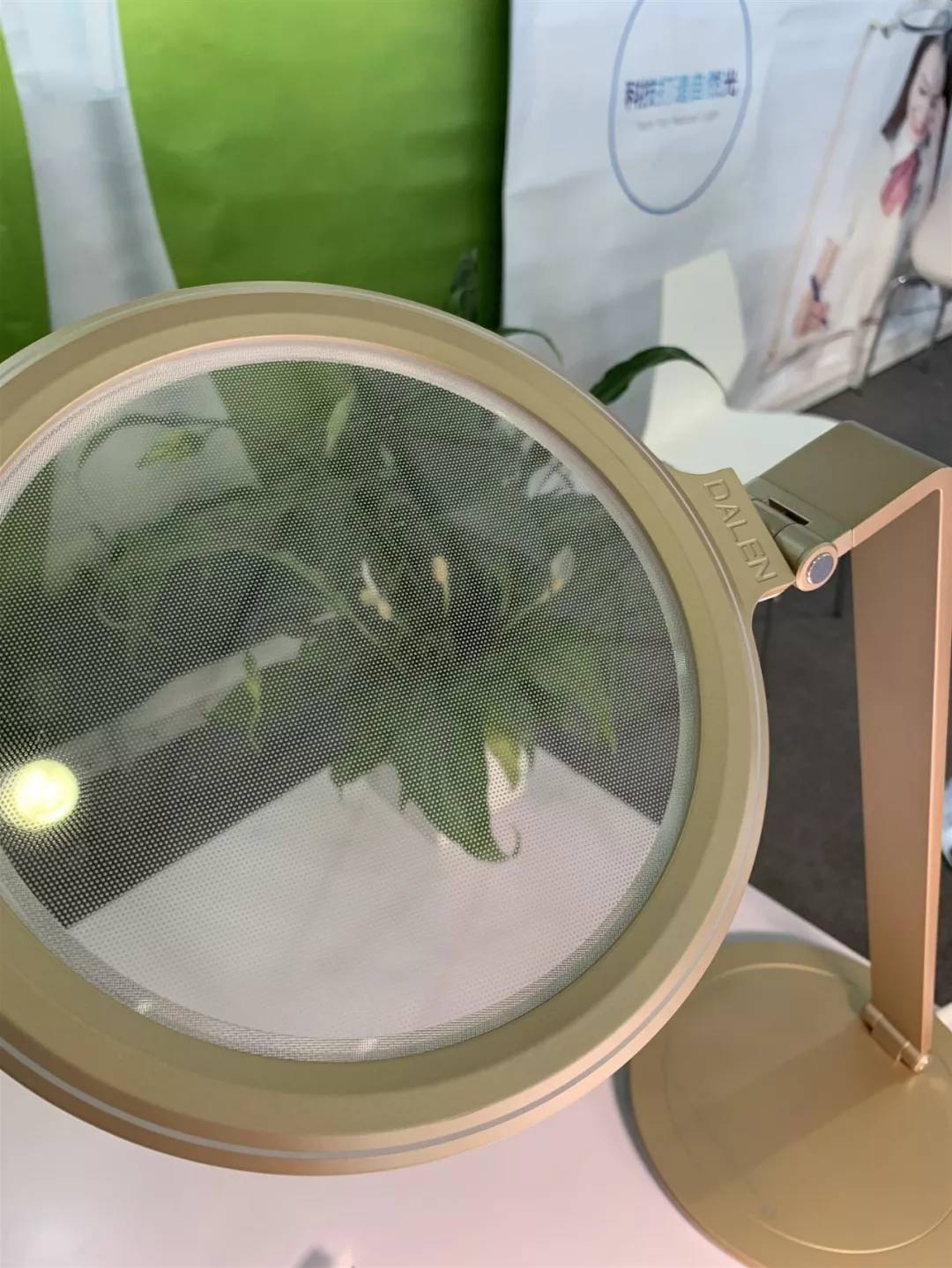 达伦 立体光源照亮上海ces展