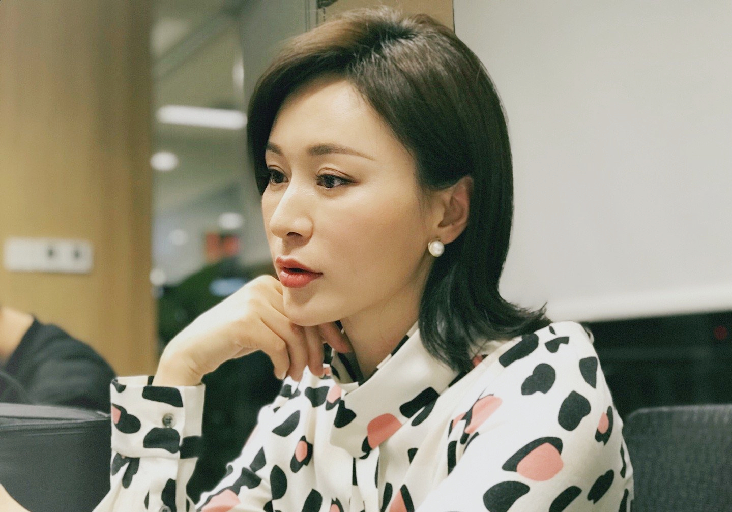 她为拍戏自毁形象,和丈夫裸婚住18平小房子,今凭《知否》成名!_杨雨婷