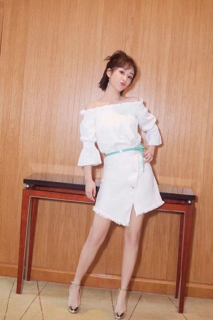 纽扣裙穿过才知道它有多美