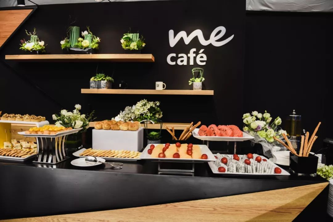 精致的茶歇,为征服之旅的嘉宾们补充满满能量精美茶歇为即将到来的