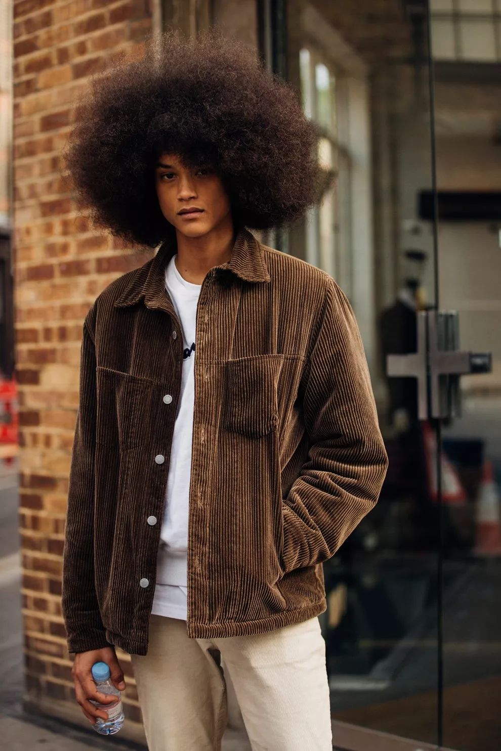 在伦敦男装时装周的街头风格